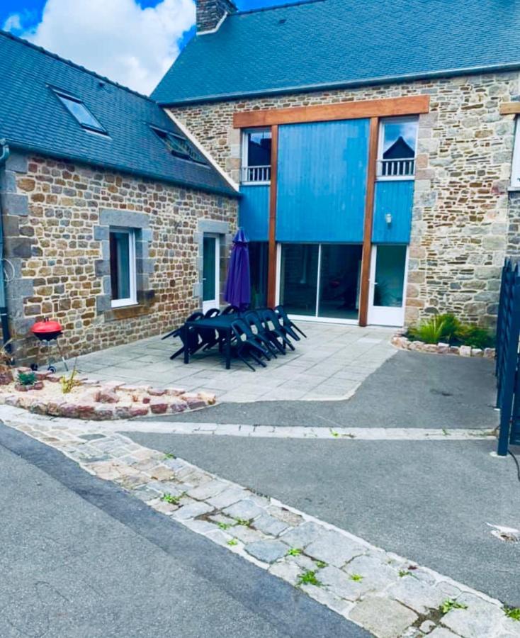 Le Gite De La Mongatelais Villa Roz-Landrieux Luaran gambar